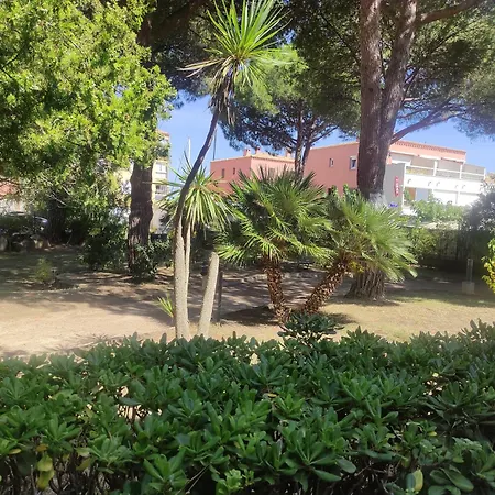 Apartamento Les Caraibes Cap D'agde - Centre Port- Parking Gratuit-terrasse - Wifi 5g