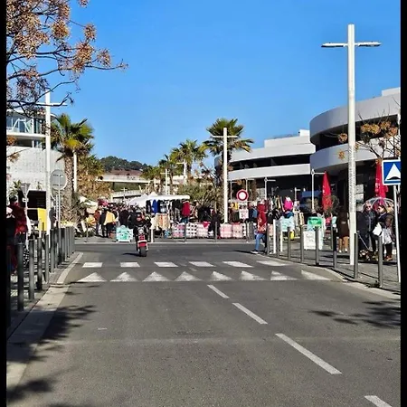 Apartament Les Caraibes Cap D'agde - Centre Port- Parking Gratuit-terrasse - Wifi 5g