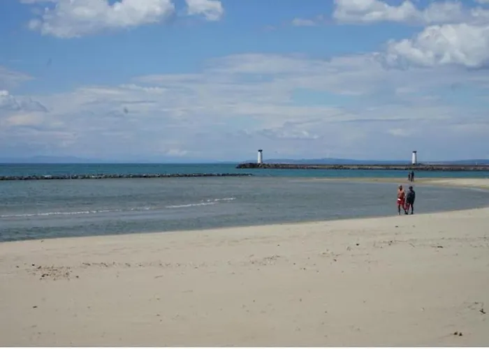 公寓 Les Caraibes Cap D'agde - Centre Port- Parking Gratuit-terrasse - Wifi 5g