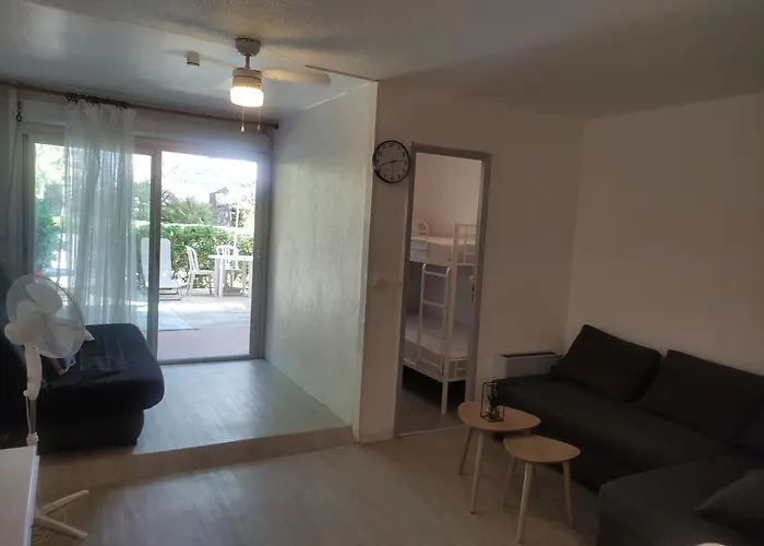 Les Caraibes Cap D'agde - Centre Port- Parking Gratuit-terrasse - Wifi 5g 公寓 *
