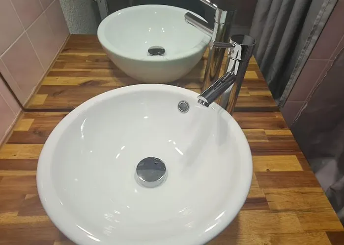 Les Caraibes Cap D'agde - Centre Port- Parking Gratuit-terrasse - Wifi 5g * 阿格德